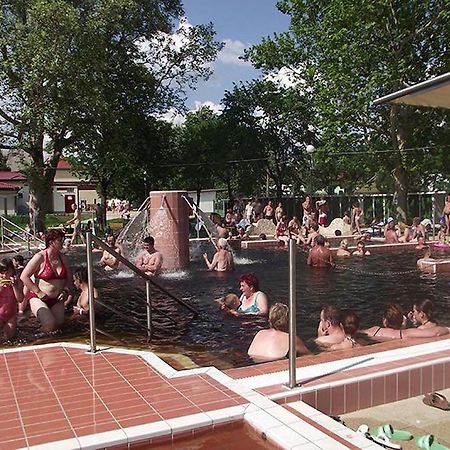 Berettyo Central Apartment Berettyóújfalu 외부 사진